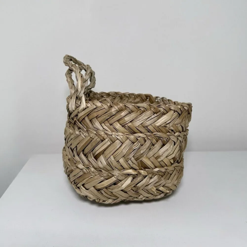 Mini Hanging Woven Sea Grass Basket